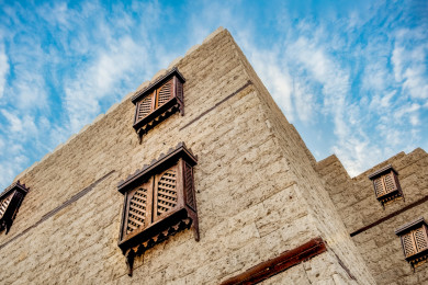 بوابة مدينة جدة الشمالية بأسلوب تاريخي اسلامي ، معالم بارزة في جدة ، معالم سياحة في المملكة العربية السعودية
