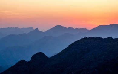 منظر خلاب لجبال الشفا في الطائف ، جمال الطبيعة السياحية بالمملكة العربية السعودية